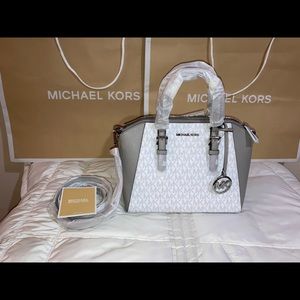 Michael Kors Handbag/ Crossbody